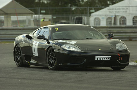 René Rasmussen vandt to sejre i Ferrari Scandinavia Challenge på Padborg Park